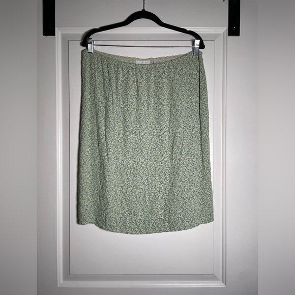 Old Navy Pastel Green Floral Slip Skirt - Picture 2 of 6